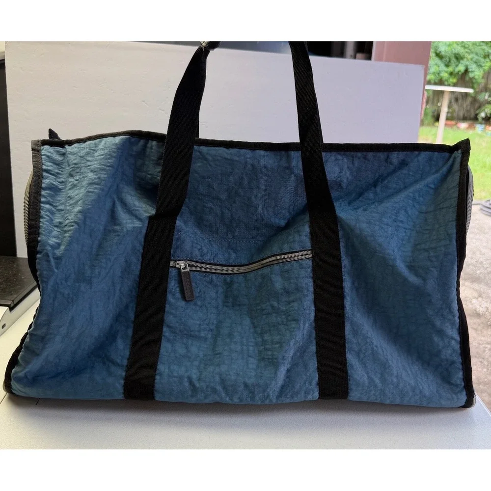 Biaggi Hang-2-Duffle Garment Bag Blue Crinkle Nylon Convertible Travel Suit